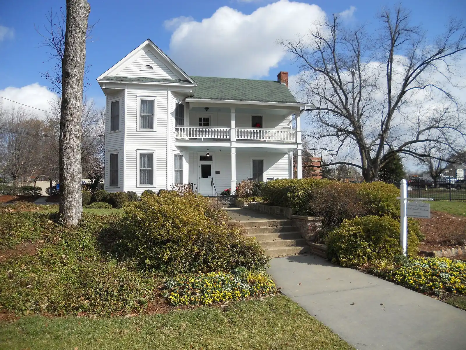 The historic Dunwoody Farmhouse in Dunwoody Village