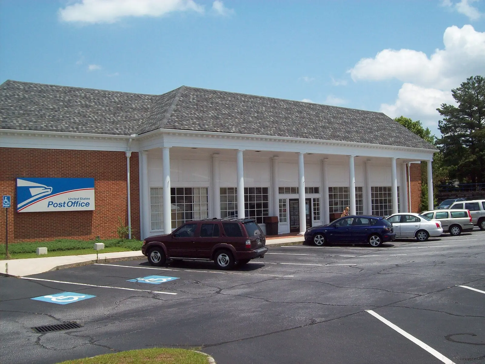 The Dunwoody Post Office in Dunwoody Village